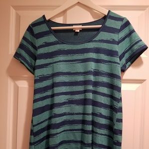 Lularoe Classic Tee XS